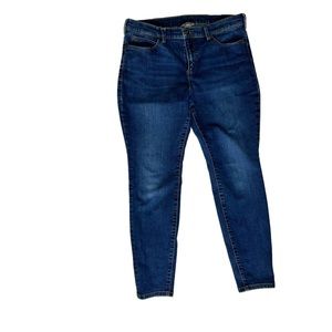 Duluth Trading Women’s Jeans 12
